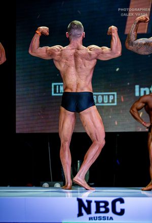 CLASSIC PHYSIQUE НОВИЧКИ